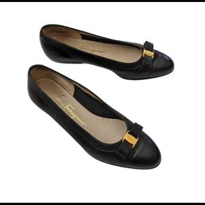 Salvatore Ferragamo Vintage Varina Flats